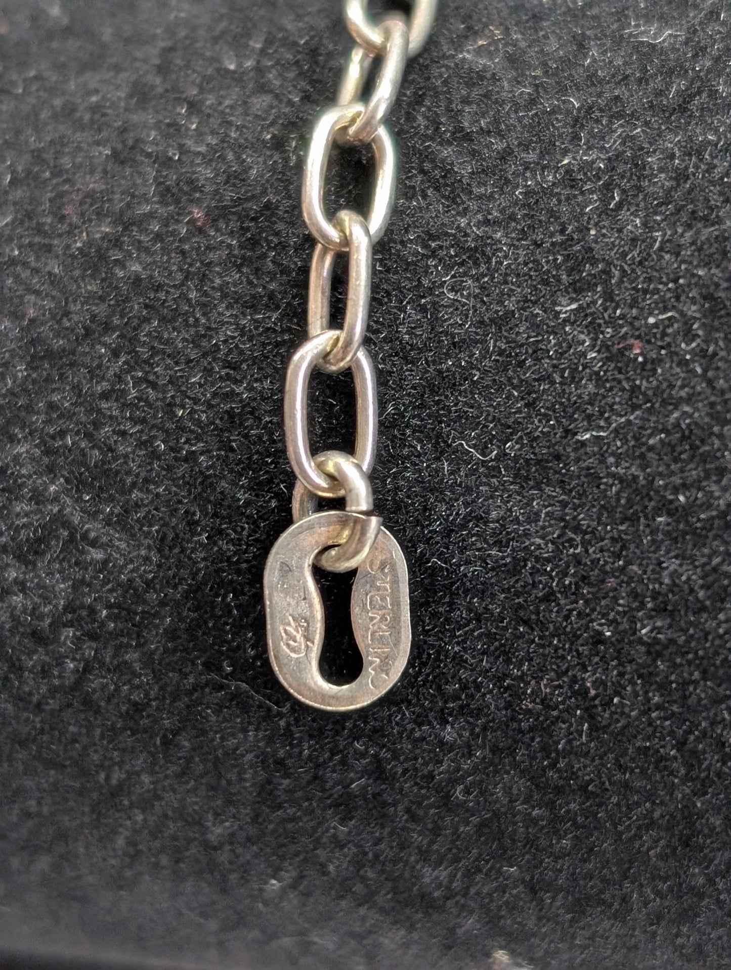 Carolyn Pollack Native American 45 Strand, Liquid Silver Bracelet (Vintage Bracelet #31  )